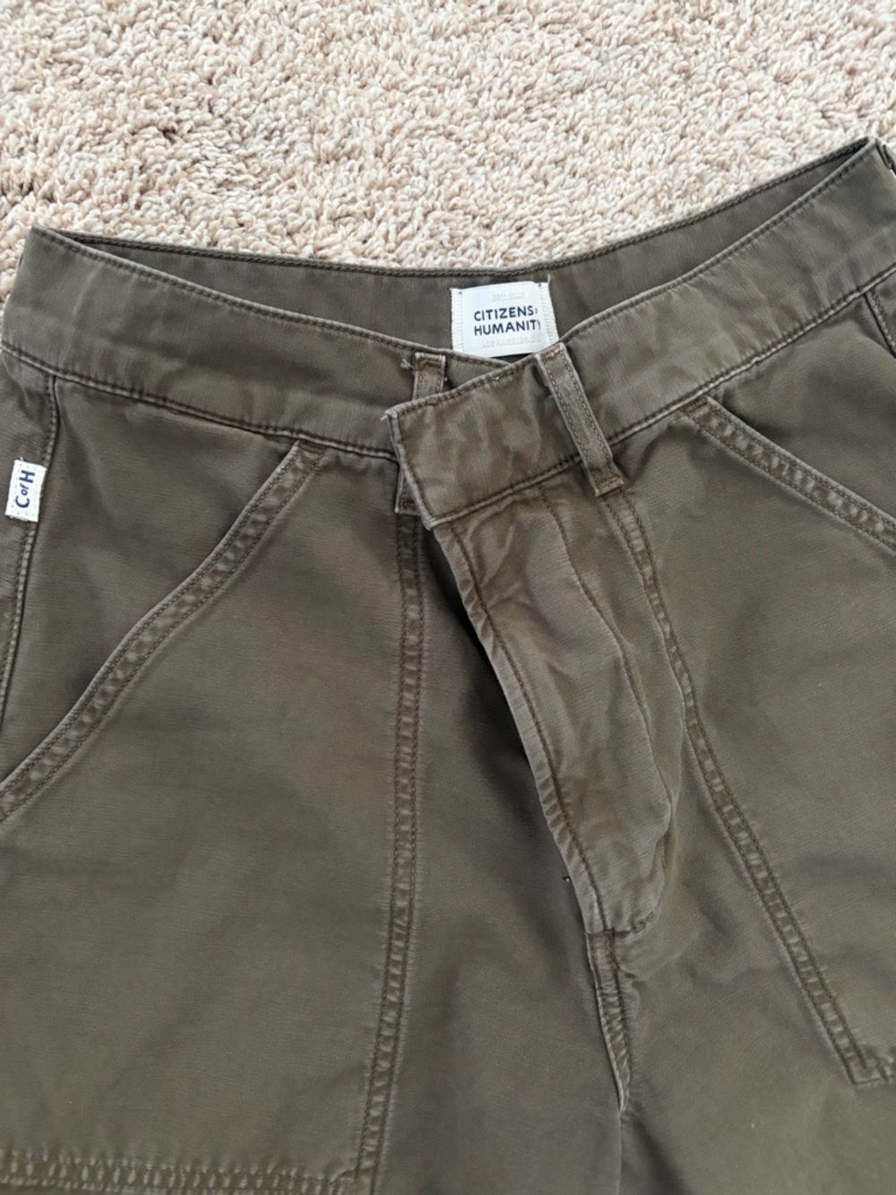 Olive Cargo Pant by Citizens of Humanity - Picture 3 of 3